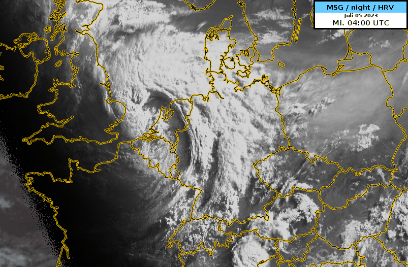 Animazione satellitare della tempesta Poly sul Mare del Nord, oggi fra le 4 e le 13 UTC.