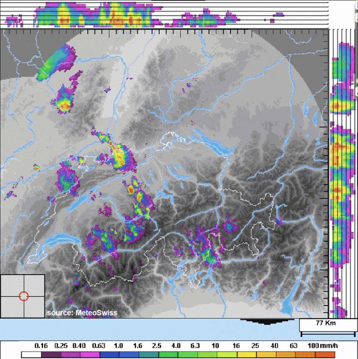 Sequenza radar dell’8 giugno 2007. Nel giro di 2-3 ore le celle temporalesche stazionarie scaricano forti precipitazioni sulla regione del Napf. In assenza di venti significativi i temporali a forte sviluppo si scaricano sempre sulle stesse regioni.