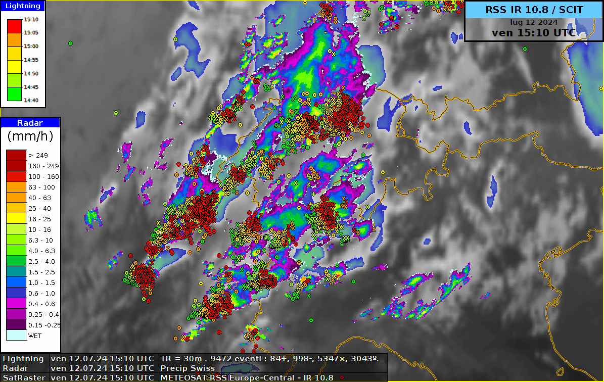 Fig. 4: animazione dei temporali del tardo pomeriggio: satellite, radar e fulminazione.