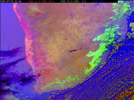 Fig. 3: Meteosat-8 RGB Composite (IR 12.0 – IR 10.8, IR 10.8 – IR 3.9, IR 10.8) 5 luglio 2003, 02:30 UTC. Fonte: EUMETSAT.