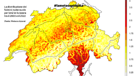 Figura 5: distribuzione per km2 dei fulmini caduti in Svizzera (nube-suolo, ascendente e discendente) dal 2000 al 2022.