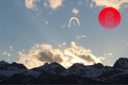 Fra il Piz Nair e il Piz Ot il 5 maggio 2020 si è potuta ammirare questa rara forma di nuvola. Immagine: MeteoSvizzera, Yves Karrer. 