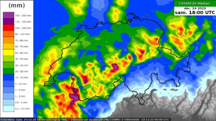 Figura 3: Totali di pioggia previsti per 48 ore (in mm) da giovedì 22.12 ore 18 UTC a sabato 24.12.2022 ore 18 UTC. Modello COSMO-2E, scenario mediano.