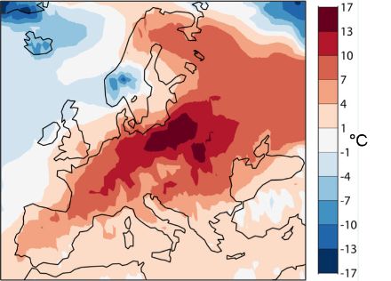 Fig. 3: Distribuzione spaziale della temperatura media del primo gennaio 2023 in Europa, rappresentata come anomalia rispetto alla norma del periodo metà dicembre – metà gennaio 1990/91-2019/20. 