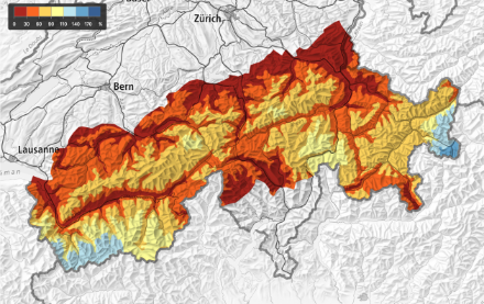 Anomalia dell'altezza della neve presente al suolo il 13 aprile mattina rispetto alla norma 1991-2020 per questo giorno di calendario. Fonte: SLF/MeteoSvizzera.