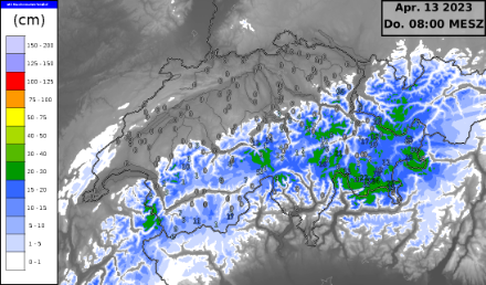 Somma della neve fresca caduta fra mercoledì 12 e giovedì 13 aprile mattina. I numeri rappresentano le misure manuali, i colori le stime basate sul radar e sui dati al suolo. Fonte: MeteoSvizzera/SLF