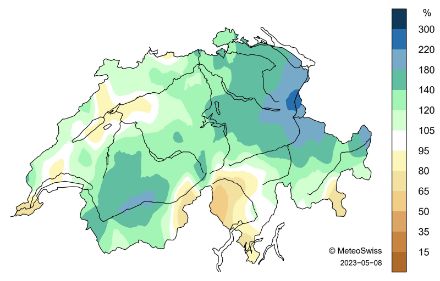 Fig. 4: Distribuzione spaziale dei quantitativi totali di precipitazioni nell'aprile 2023, in % rispetto alla norma 1991-2020.