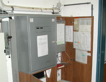 Fig. 2: L’unità di misura e trasmissione dati di San Bernardino, ASTA SBE,  smantellata nel 2005.