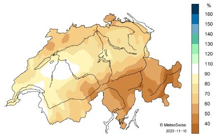 Cartina delle precipitazioni dell'inverno 2022/2023. Il colore dominante è il marrone, che indica precipitazioni inferiori alla norma.