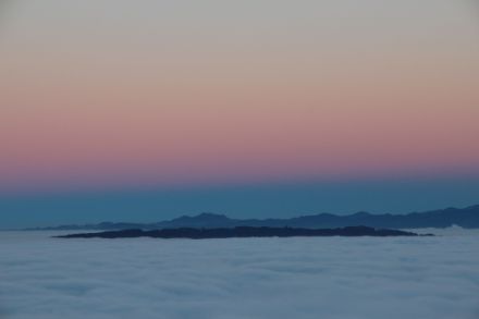 L'ombra della Terra poco dopo il tramonto, fotografata sull'Albis-Hochwacht in direzione est.