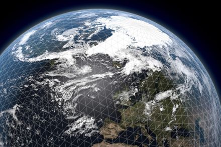 Il modello di dati ICON contiene un icosaedro (reticolo triangolare) posto nel globo come base della struttura reticolare