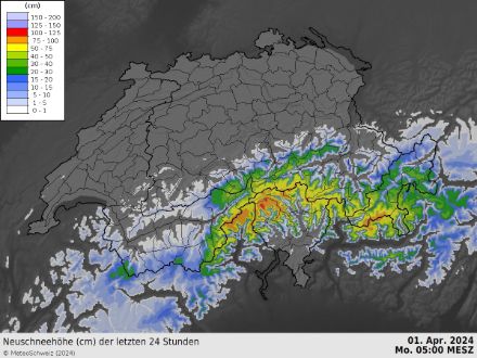 Accumuli di neve registrati durante le 24 ore più intense dell’evento. Nell’Alta Vallemaggia sono stati superati localmente i 100 cm di neve fresca in 24 ore.