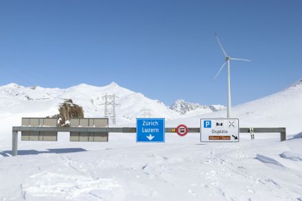 Fig. 6: Impressionante quantità di neve sopra i 2000 metri ad aprile, qui con l'esempio del Passo del San Gottardo l'11 aprile 2024.