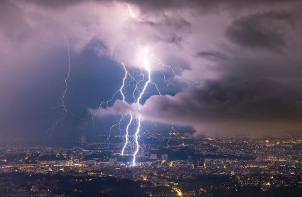 Figura 2: Temporale su Ginevra.