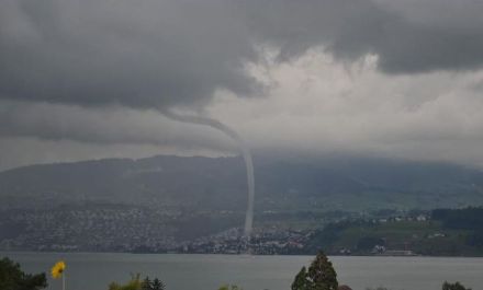 Tromba d'acqua sul lago di Zurigo, 5 settembre 2015, ore 9.30
