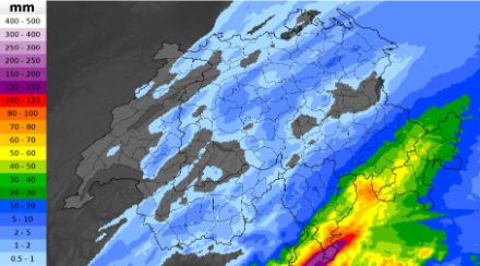 Fig. 5: Accumuli di pioggia sulle 24 ore durante l’evento di forti precipitazioni temporalesche tra il 6 e l’8 luglio 2024, secondo l’algoritmo CombiPrecip (combinazione di misure pluviometriche e radaristiche). Selezionato è l’intervallo durante il quale si sono verificati gli accumuli più intensi, considerando il Sud delle Alpi. MeteoSvizzera.