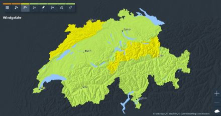 Fig. 3: Allerte per il vento: lungo il Giura (vento da sud-ovest) così come nelle vallate alpine centrali e orientali (Föhn) sono attese raffiche di 60-90 km/h. 