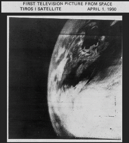 Prima immagine da satellite TIROS, il 1° aprile 1960
