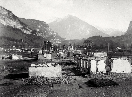 Dopo l'incendio del 1891, dell'antico villaggio di Meiringen rimasero praticamente solo le fondamenta.