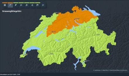 Carta delle attuali allerte: nelle regioni al margine della Svizzera nordoccidentale e nelle vallate alpine sono possibili epidosi di piogge congelate, ma non altrettanto diffuse e di intensità inferiore. Domani, sabato, avrà luogo una nuova valutazione della situazione di allerta.