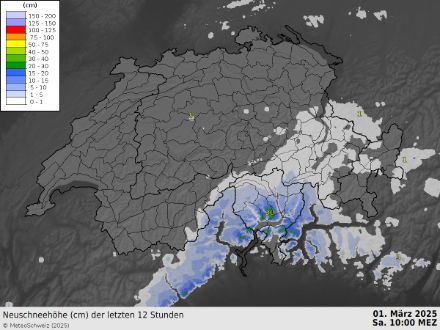 Quantitativi di neve fresca misurati nella notte sul 1° marzo (24 ore). Visualizzate sono le misure (in cm) di alcune stazioni e l'interpolazione fornito dall'algoritmo INCA.