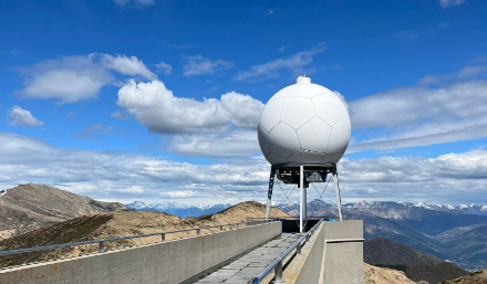 Foto del Radar meteorologico del Monte Lema