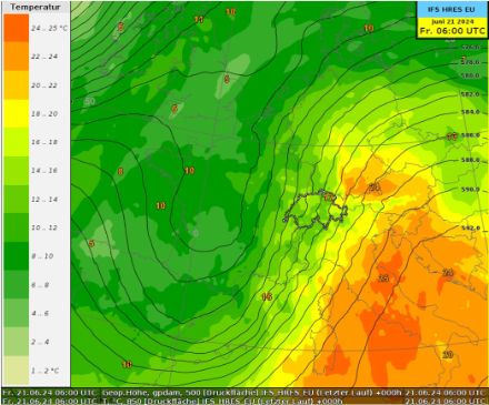 Fig. 2. Altezza geopotenziale (in decametri) e temperatura al livello barico di 850 hPa (in gradi Celsius) previste dal modello IFS (analisi 21.06.2024 ore 06:00). Ben evidente il forte contrasto termico tra la Francia occidentale e la Pianura Padana nordorientale. 
