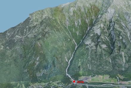 Fig. 1. Panorama sul “Rià de la Molera” dopo l’importante colata detritica nella frazione di Sorte.