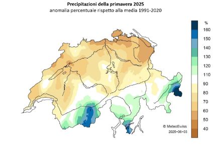 Fig. 3: Totale delle precipitazioni della stagione primaverile 2025 (mesi di marzo, aprile e maggio), rappresentata come anomalia percentuale rispetto alla norma 1991-2020. Fonte: MeteoSvizzera.