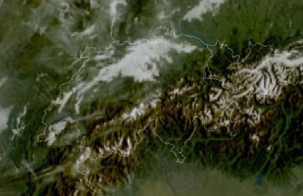 Questa mattina alle ore 8, sull'Altopiano erano presenti banchi di nebbia o nebbia alta piuttosto estesi. 