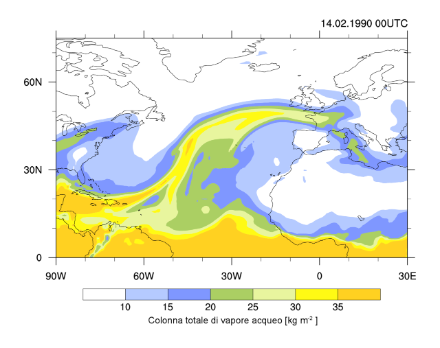 Carta dell’Europa e dell’Oceano Atlantico in cui la colonna totale di vapore acqueo è rappresentata con una scala di colori. Si distingue una fascia di aria molto umida che attraversa l’Oceano Atlantico e raggiunge la Svizzera da nord-ovest.