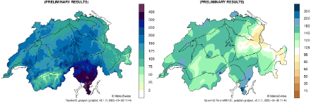 Due mappe della Svizzera con i fiumi e i laghi più grandi. Le carte mostrano all'interno dei confini nazionali la somma mensile delle precipitazioni (a sinistra) e il rapporto rispetto al periodo di riferimento 1991-2020 (a destra) per questo mese.