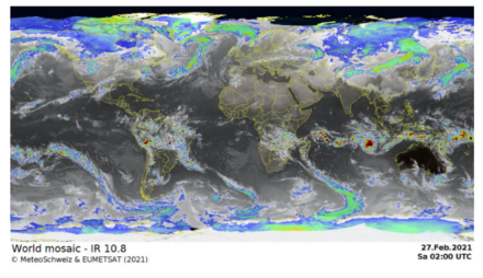 Immagini satellitari a infrarosso che mostrano la distribuzione delle nuvole su quasi tutta la Terra.