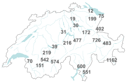Carta della Svizzera con la media annua delle ore di favonio nelle stazioni di misura per le quali è calcolato l’indice del favonio.