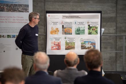 Presentazione di un workshop da parte del portavoce del gruppo