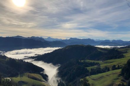 La mattina di Natale l'Emmental si presentava in veste autunnale. Nebbie mattutine nelle valli, prati verdi, temperature miti e neve solo sopra 1700 metri.