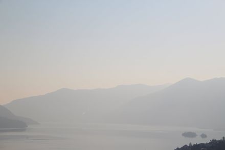 Foschia sopra il Lago Maggiore il 9.2.2023