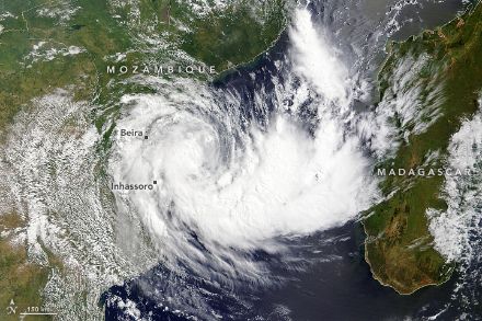 Tempesta tropicale Filipo l'11 marzo 2024. Fonte: NASA, https://earthobservatory.nasa.gov/images/152554/tropical-cyclone-filipo