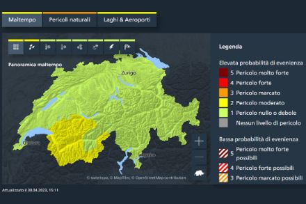 Carta dei pericoli sul sito di MeteoSvizzera - attualizzata il 30.4.2023 alle ore 15.11. In giallo la zona in cui è attiva un'allerta di grado 2 per forti piogge da oggi, 30.4.2023 alle ore 15.00 fino a domani, 1. maggio alle 18.00. 