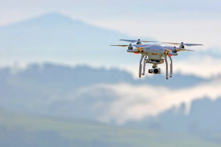 Drone nella regione di Hirzel. (Immagine: Ricardo Gomez Angel, Unsplash)