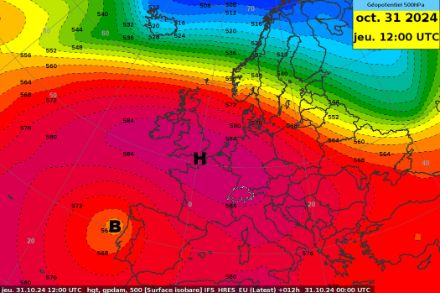 Mappa a colori che mostra le pressioni in quota.