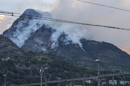 Incendio boschivo di Bitsch (VS), luglio 2023 (© Daniel Kämpfer, Canton Vallese)