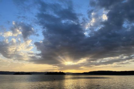 Tramonto sul lago a Rapperswil SG